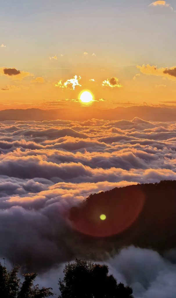 Sunrise over sea of clouds in Ailao Mountain Yunnan